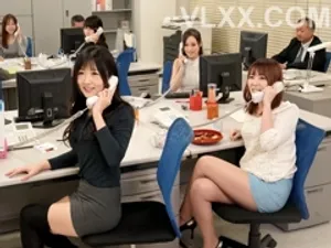 Nữ thần đỉnh cao với ngoại hình cao ráo, được gọi là "Tiểu Đồng Lệ Nhã", có đường nét tinh tế và diễn xuất đầy nhiệt huyết trong suốt quá trình, khiến người ta không thể dừng lại...